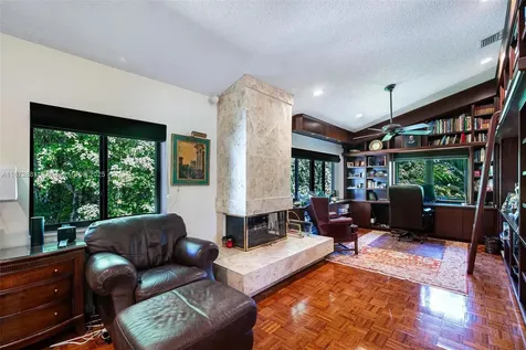 2000 S Bayshore Drive Miami FL 33133