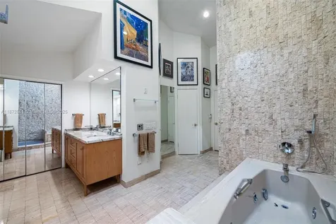 2000 S Bayshore Drive Miami FL 33133