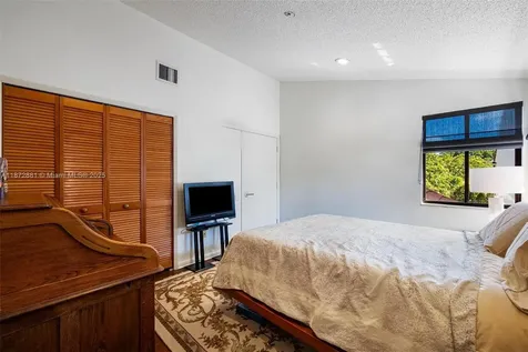 2000 S Bayshore Drive Miami FL 33133