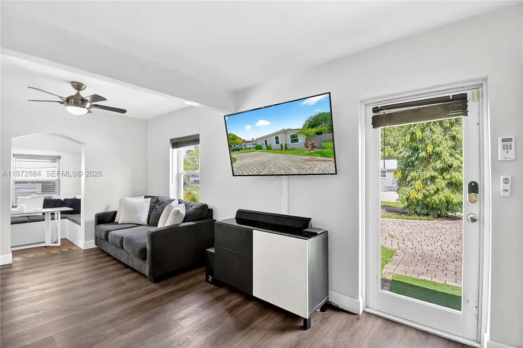708 SW 19th Street Fort Lauderdale FL 33315