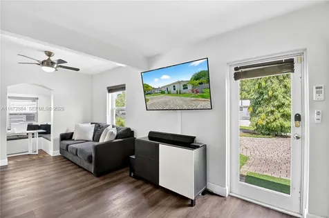 708 SW 19th Street Fort Lauderdale FL 33315