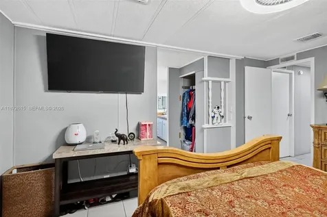 21831 S Heritage Circle Pembroke Pines FL 33029