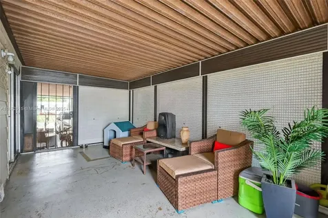 21831 S Heritage Circle Pembroke Pines FL 33029