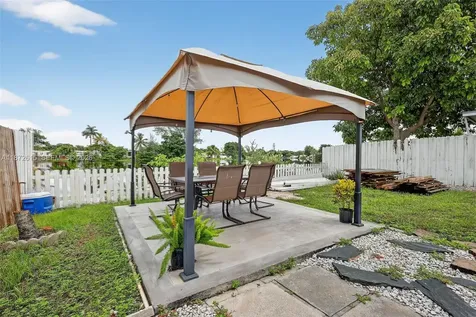 21831 S Heritage Circle Pembroke Pines FL 33029