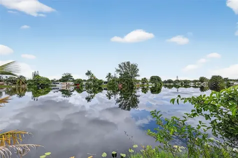 21831 S Heritage Circle Pembroke Pines FL 33029