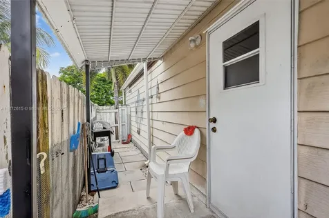 21831 S Heritage Circle Pembroke Pines FL 33029