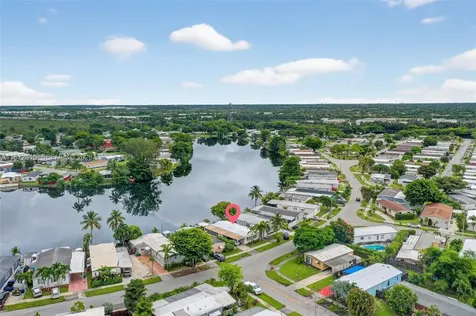 21831 S Heritage Circle Pembroke Pines FL 33029