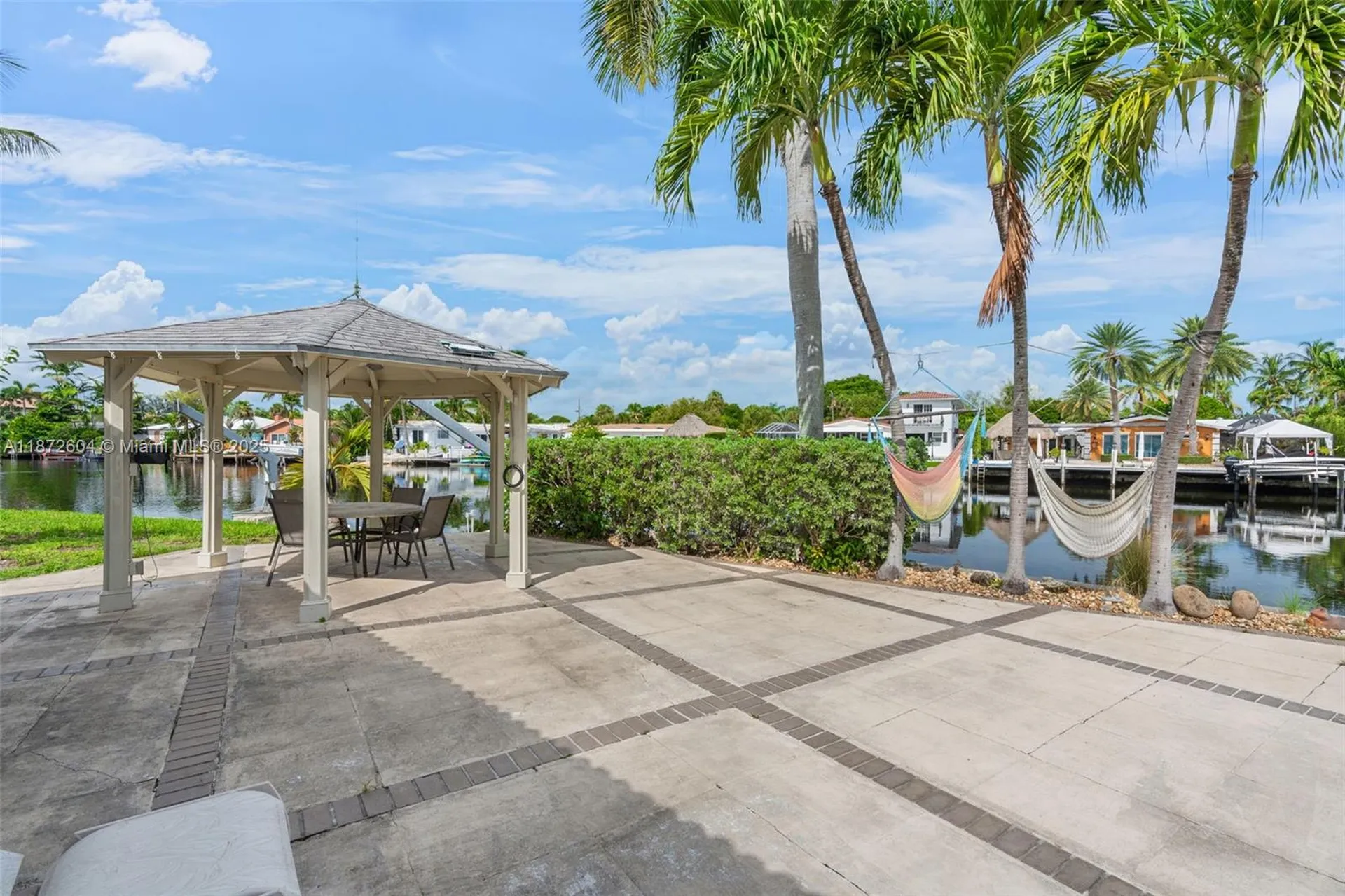 2401 Fryer Point Fort Lauderdale FL 33305