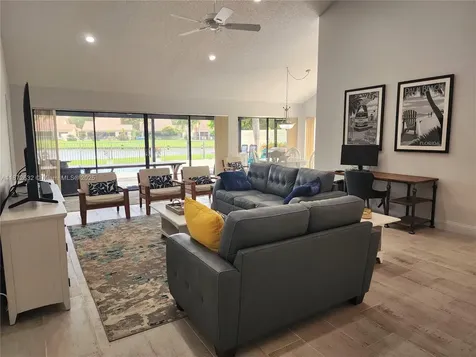 2820 Cuyahoga Lane West Palm Beach FL 33409