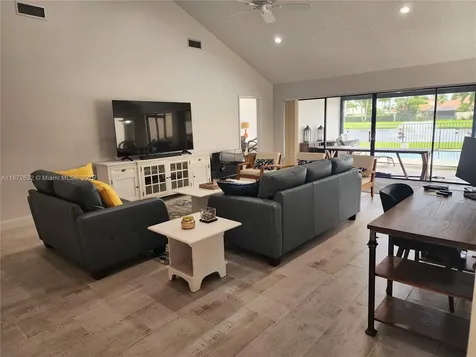 2820 Cuyahoga Lane West Palm Beach FL 33409