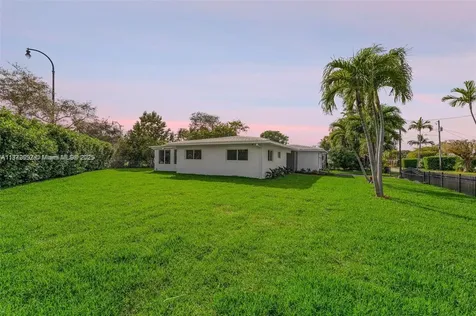 1130 NE 104th Street Miami Shores FL 33138