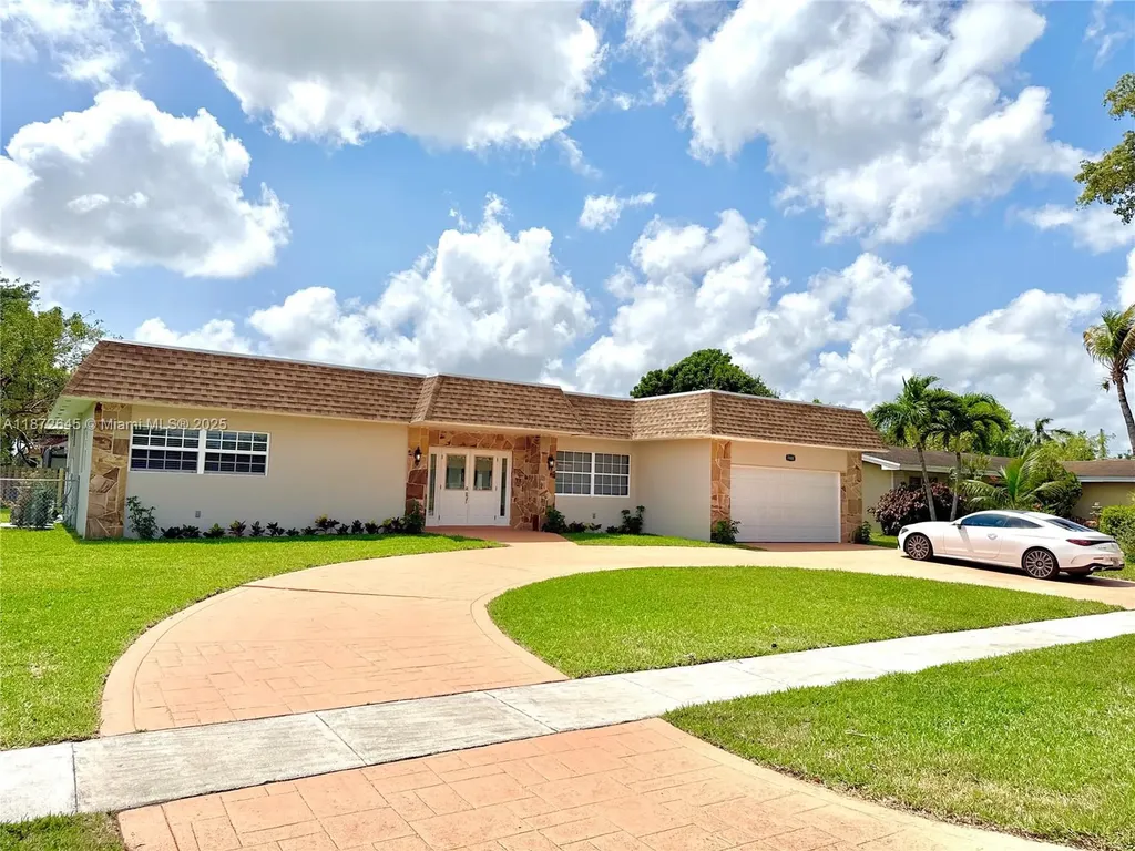 7480 NW 14th Street Plantation FL 33313