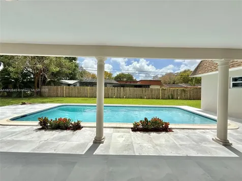 7480 NW 14th Street Plantation FL 33313