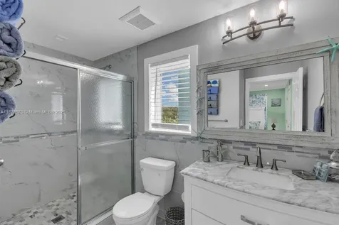 94825 Overseas Highway #281 Key Largo FL 33037