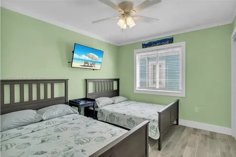 94825 Overseas Highway #281 Key Largo FL 33037
