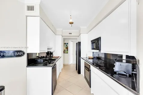 18671 Collins Avenue Sunny Isles Beach FL 33160