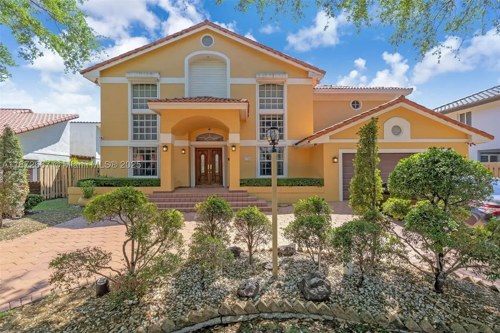 8320 NW 167th Terrace Miami Lakes FL 33016