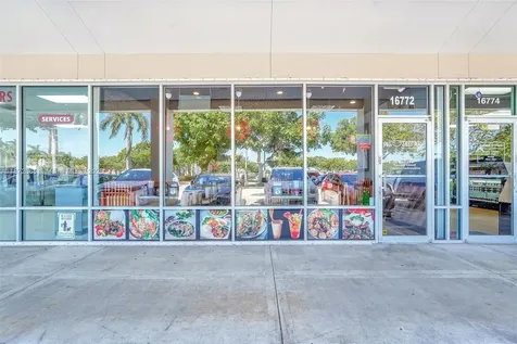 16772 SW 88 Street Miami FL 33196