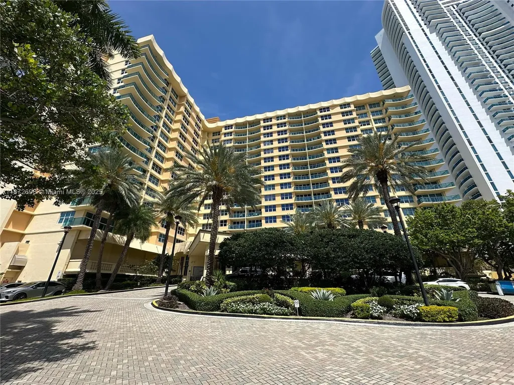 2501 S Ocean Drive Hollywood FL 33019