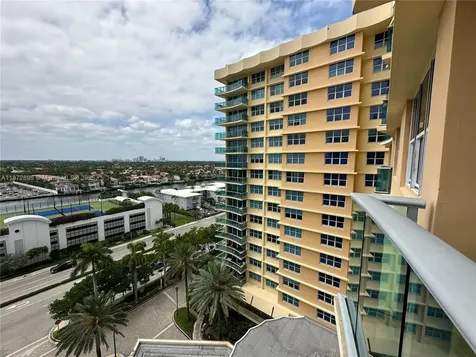 2501 S Ocean Drive Hollywood FL 33019