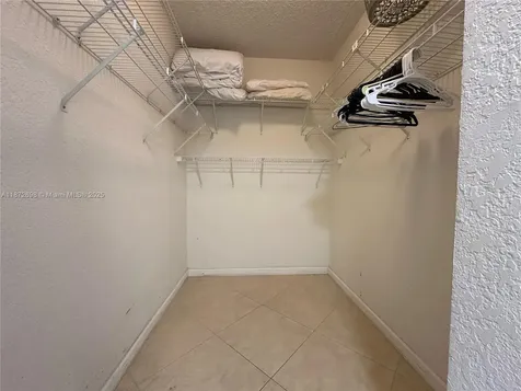 2501 S Ocean Drive Hollywood FL 33019