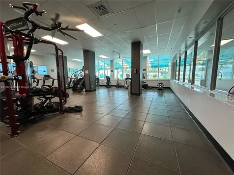 2501 S Ocean Drive Hollywood FL 33019
