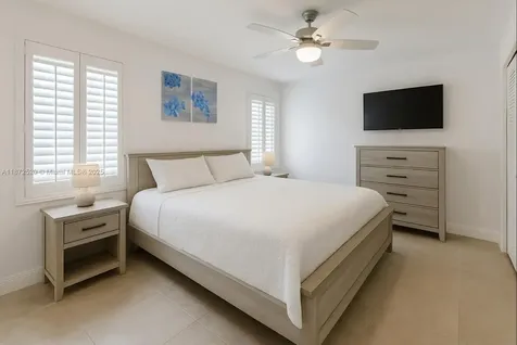 1960 SW 28th Way Fort Lauderdale FL 33312