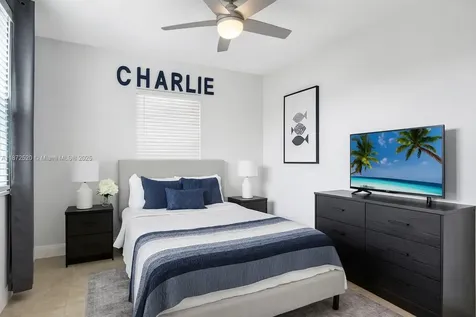 1960 SW 28th Way Fort Lauderdale FL 33312