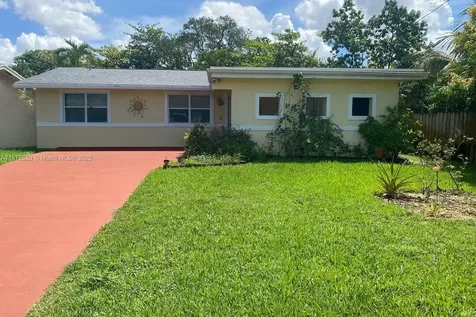 1960 SW 28th Way Fort Lauderdale FL 33312