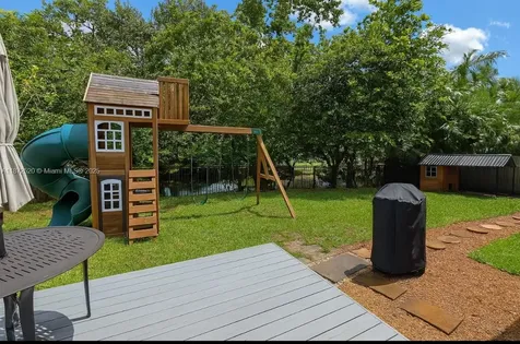 1960 SW 28th Way Fort Lauderdale FL 33312