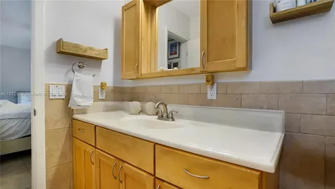 1960 SW 28th Way Fort Lauderdale FL 33312