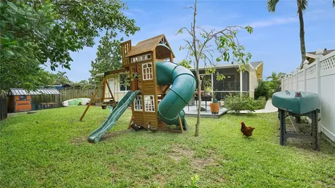 1960 SW 28th Way Fort Lauderdale FL 33312