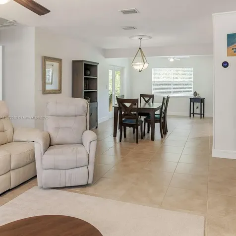 1960 SW 28th Way Fort Lauderdale FL 33312