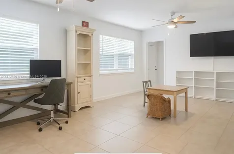 1960 SW 28th Way Fort Lauderdale FL 33312