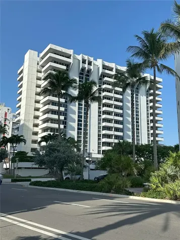 3200 Collins Avenue Miami Beach FL 33140