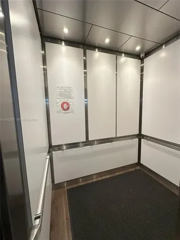 3200 Collins Avenue Miami Beach FL 33140