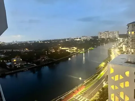 3200 Collins Avenue Miami Beach FL 33140