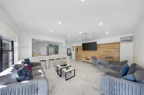 11420 NE 4th Avenue Miami FL 33161