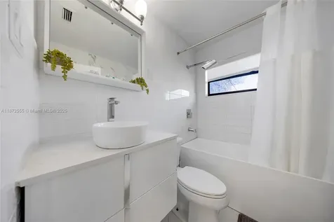 11420 NE 4th Avenue Miami FL 33161