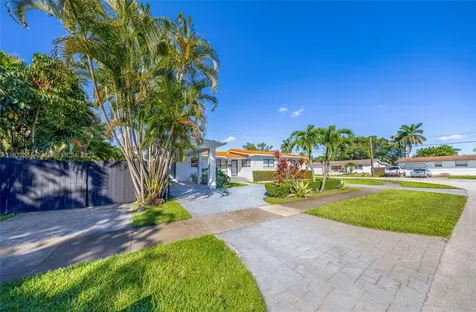 11420 NE 4th Avenue Miami FL 33161