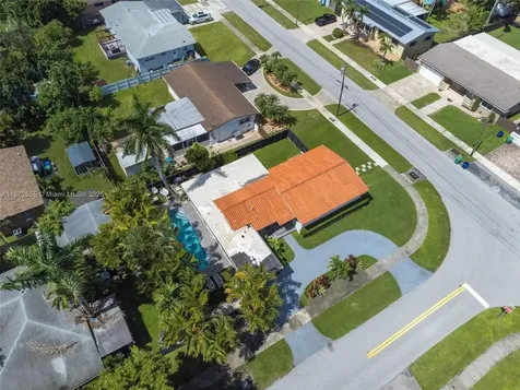 11420 NE 4th Avenue Miami FL 33161