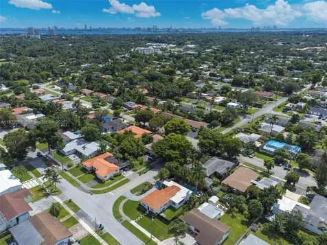 11420 NE 4th Avenue Miami FL 33161