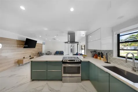 11420 NE 4th Avenue Miami FL 33161