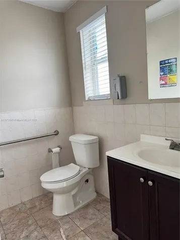 590 E 49th Street Hialeah FL 33013