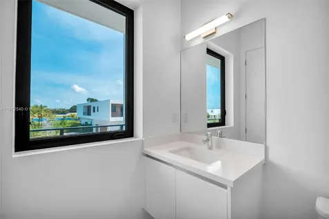 16740 N Botaniko Drive N Weston FL 33326