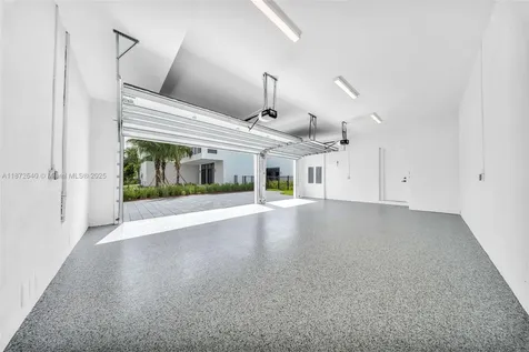 16740 N Botaniko Drive N Weston FL 33326