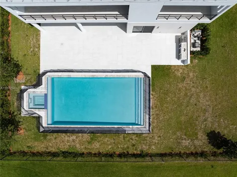 16740 N Botaniko Drive N Weston FL 33326