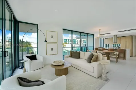 9901 W Bay Harbor Drive Bay Harbor Islands FL 33154