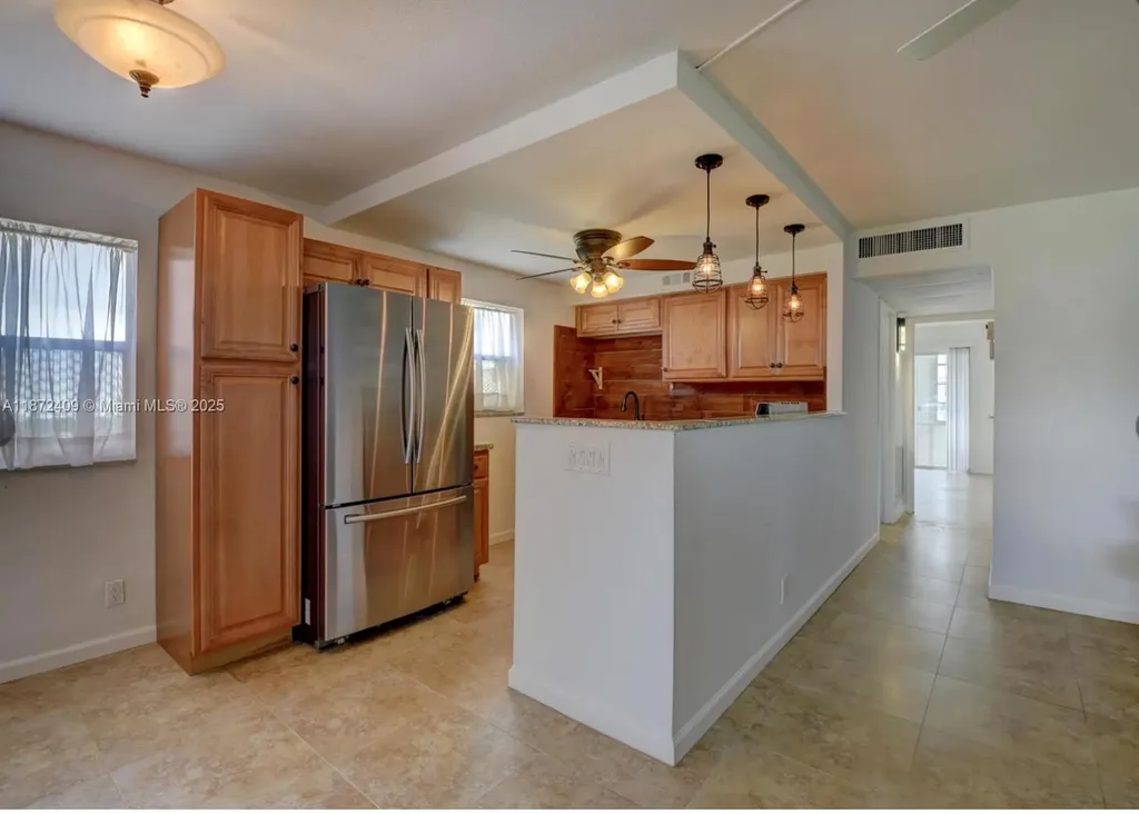 21 Saxony A Delray Beach FL 33446