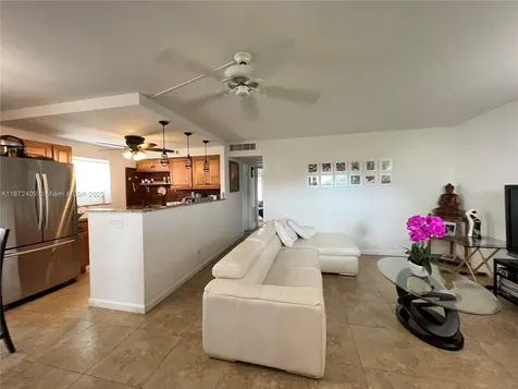 21 Saxony A Delray Beach FL 33446